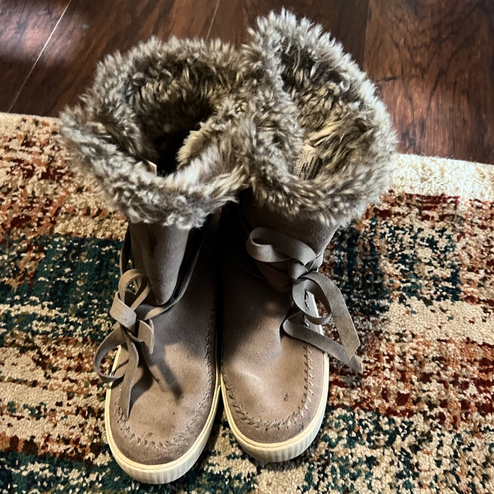Tom boots great condition